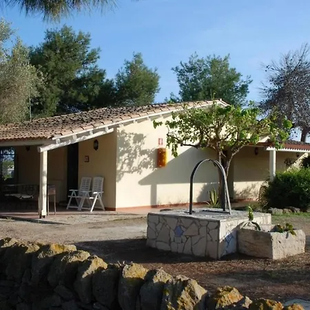Punta Milocca Sleeps 2 Wifi Terrauzza