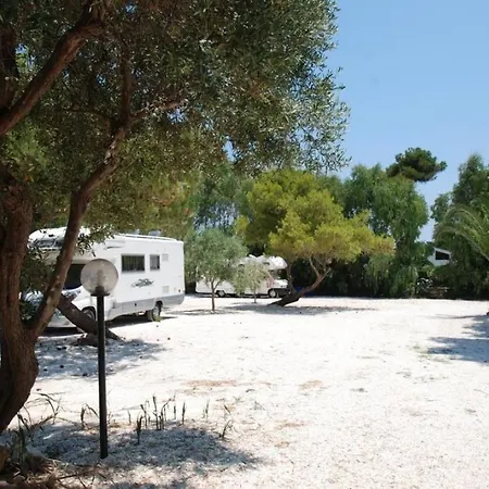 Punta Milocca Sleeps 2 Wifi Апартаменты *